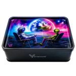 V-Syndicate Syndicase Plus Plateau de Roulage Blunt Orbit avec Boîte de Rangement en Étain